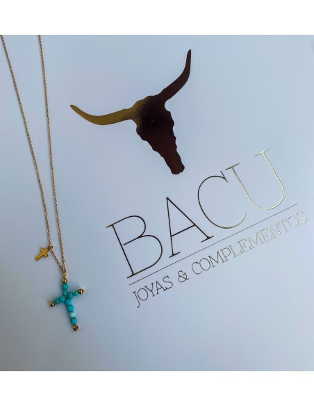 Colgante cruz detalle - Bacu Joyas y Complementos