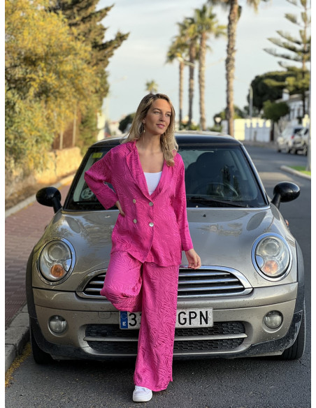 Traje Satinado Fucsia Zebra