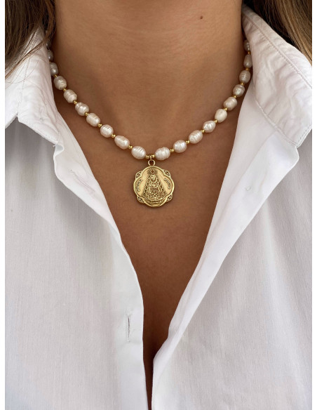 Colgante Virgen del Rocío Pandereta y Perlas