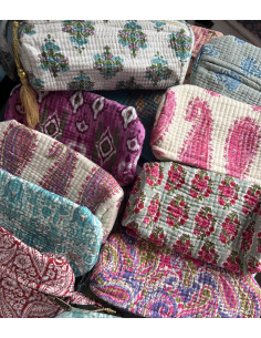 Estuche India